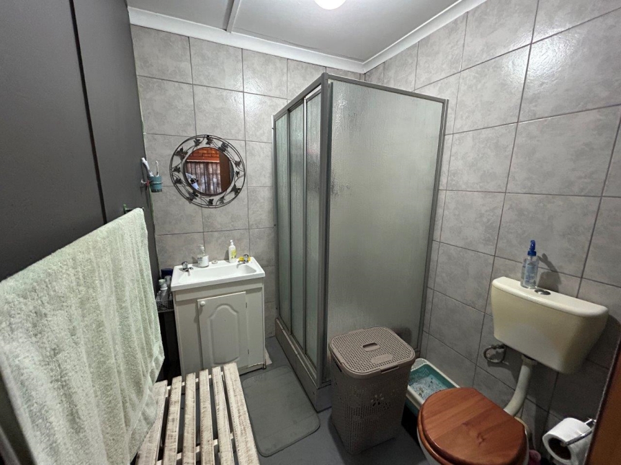 4 Bedroom Property for Sale in Noorsekloof Eastern Cape